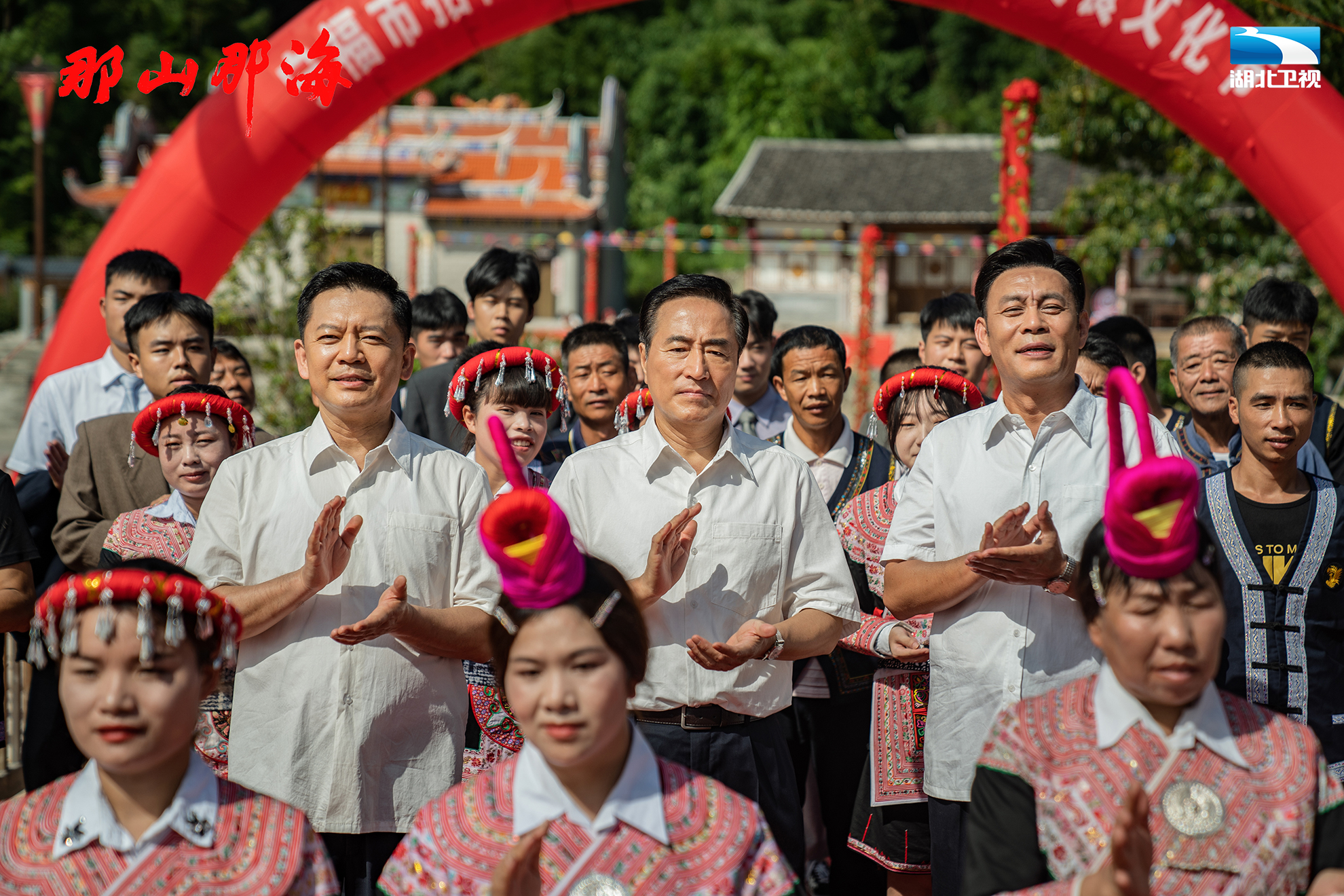 http://img.toumeiw.cn/upload/images/20230414/752ed0a7d53996c274040c1bc12687ee.jpg