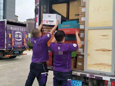 使用靠譜貨運服務(wù)公司寄送物品，真的方便很多！