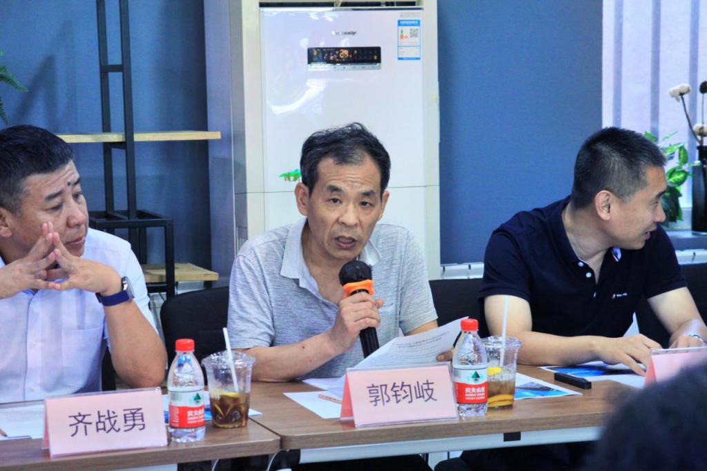 “發(fā)現(xiàn)北京新經濟增長點——集成電路設計產業(yè)”專題研討會在京舉辦